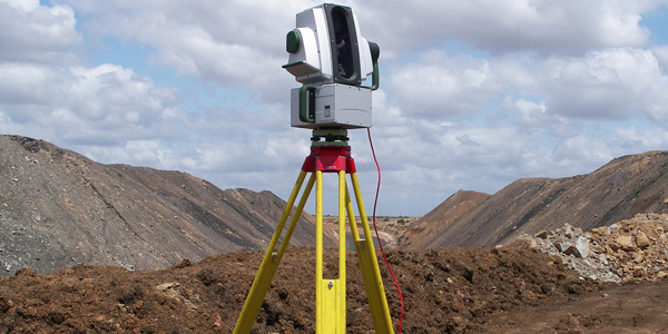 Maptek 8800 Laser Scanner increases the modern technology available to mining engineering students at Wits. 